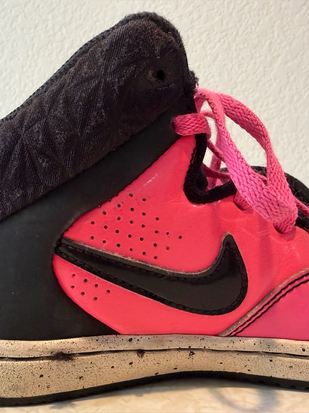 Pink Nike High tops size 12c - Picture 8 of 9